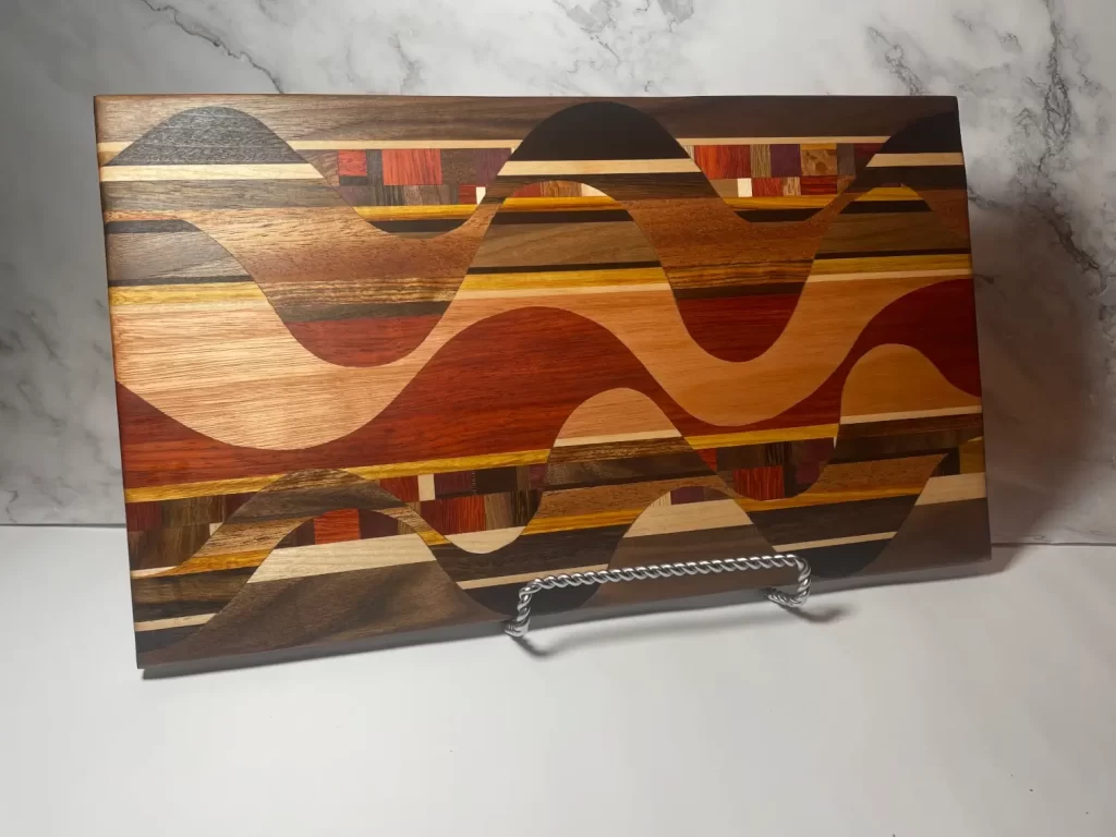 Medium Cutting Board Style 15